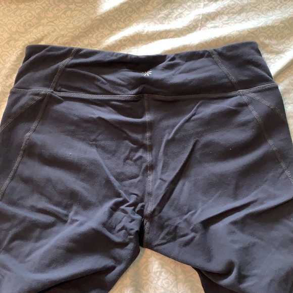 Athleta Plié barre leggings with heel cover - Picture 5 of 5